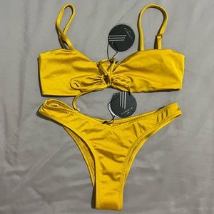 NWT Sommer Swim Yellow Set